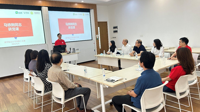 1686127282344080926.jpg 马铁驹讲党课1_副本.jpg