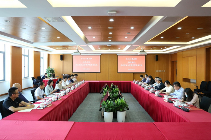 1686561586929050922.jpg 交大安泰1_副本.jpg